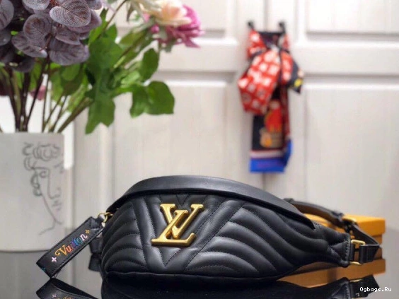 WAVE NEW VUITTON LOUIS BUMBAG 0308